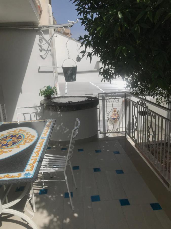 דירות ויקו אקוונסה Postcard House מראה חיצוני תמונה